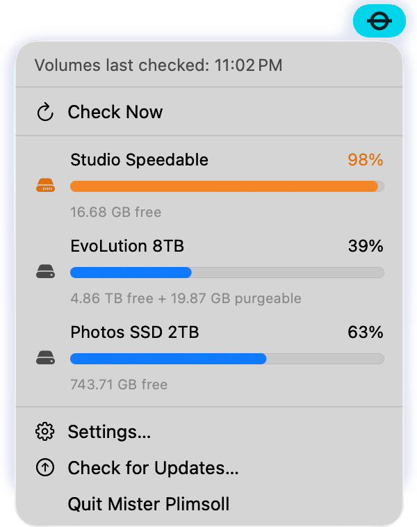 Mister Plimsoll menu bar dropdown showing last-checked time, Check Now, monitored drives with progress bars, and Settings/Quit